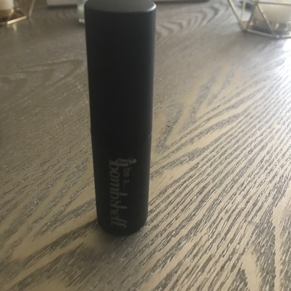 Bombshell Makeup Bundle - Picture 8 of 8