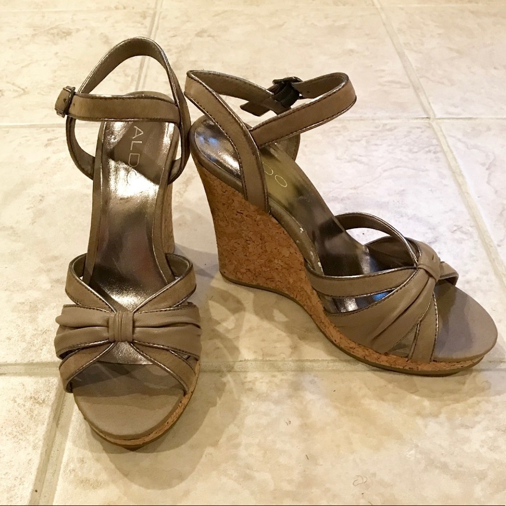 ALDO • Cork Wedge