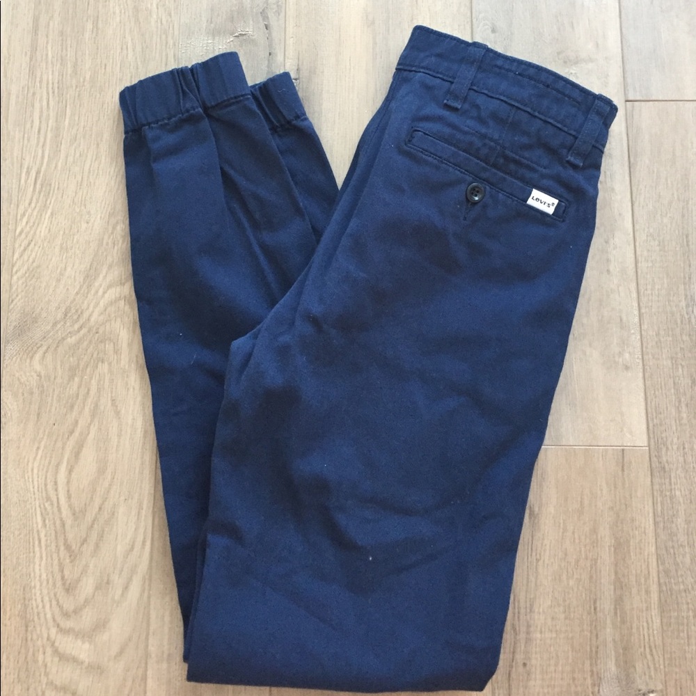 Levi's navy pants