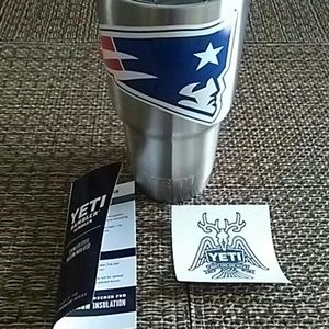 Patriots Yeti Rambler 30 Oz