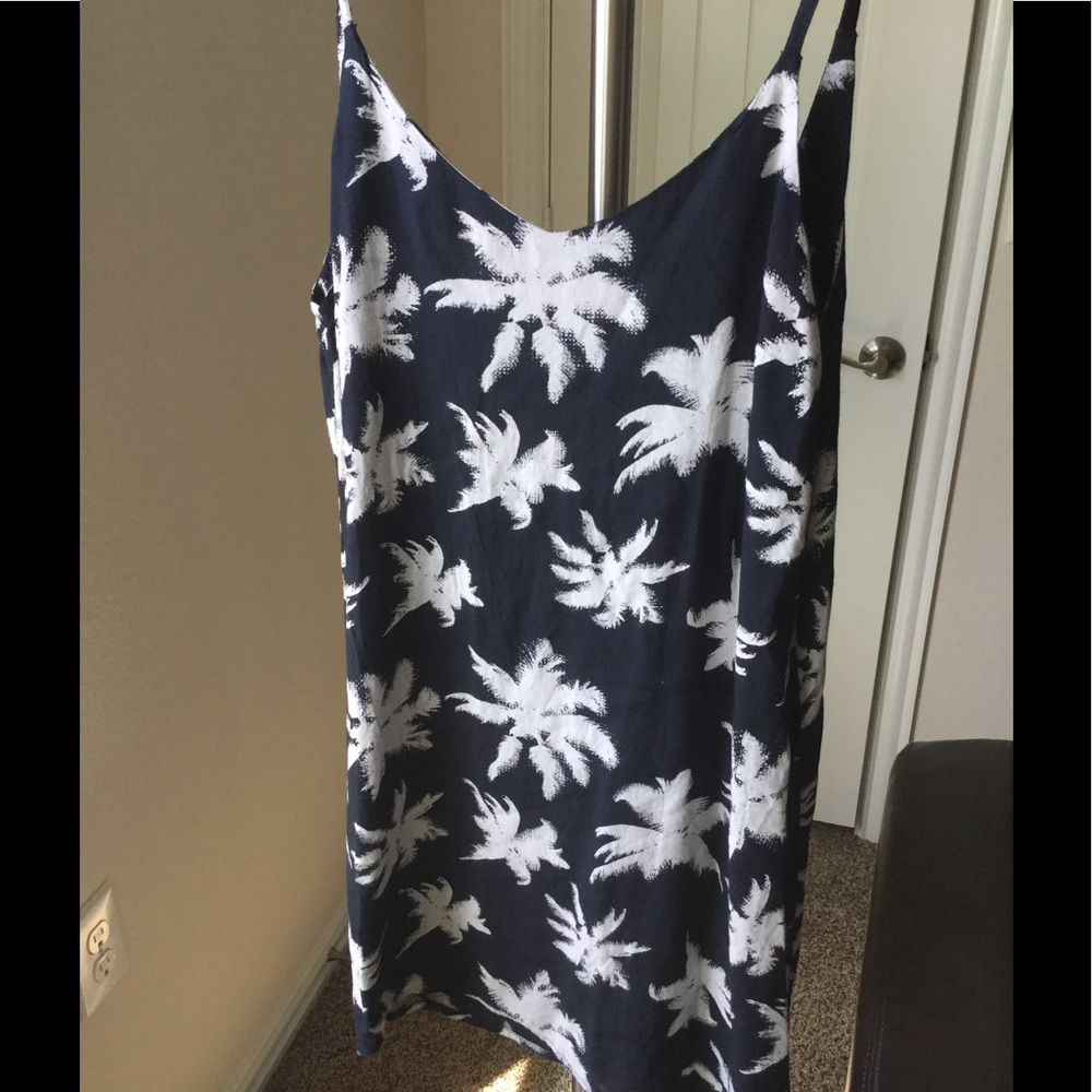 Palm tree summer dress 🌴🌴🌴🌴