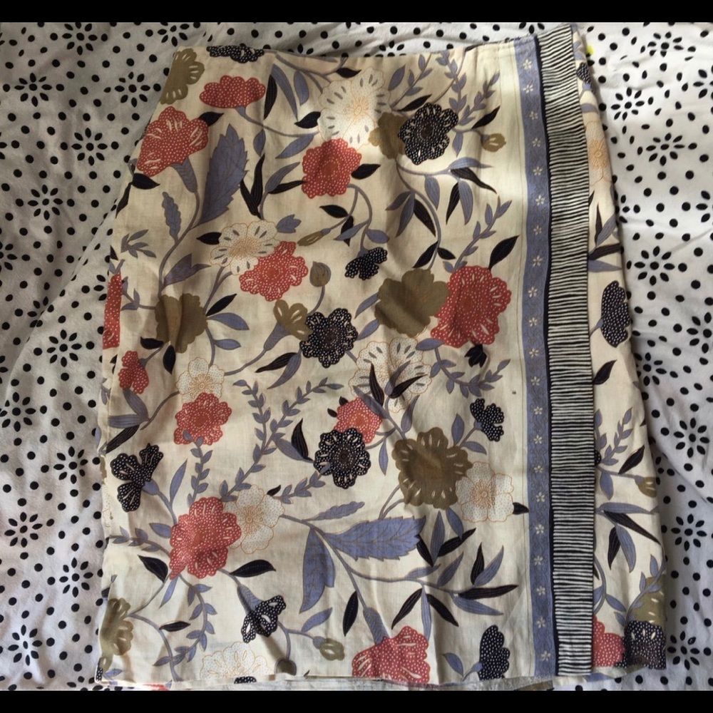 Patterned skirt