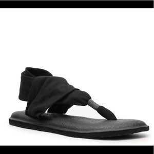 NWT Sanuk Yoga Sling Yoga May sandals, size 9