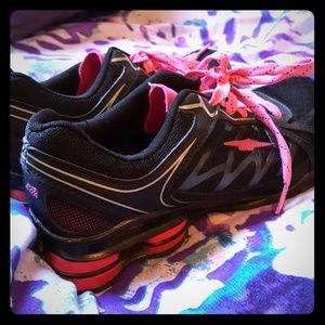 Avia running shoes 7.5 worn once