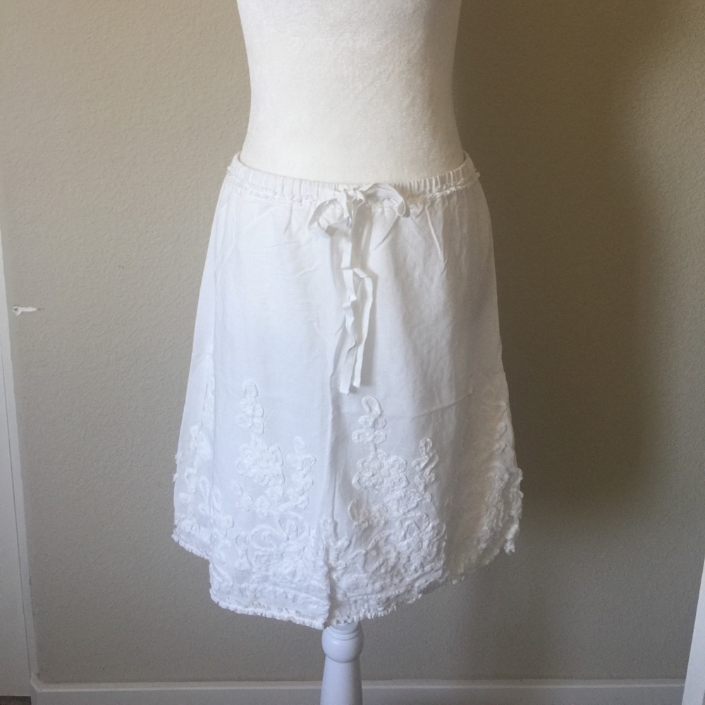Max Studio A-line Skirt - S. Lined. White.