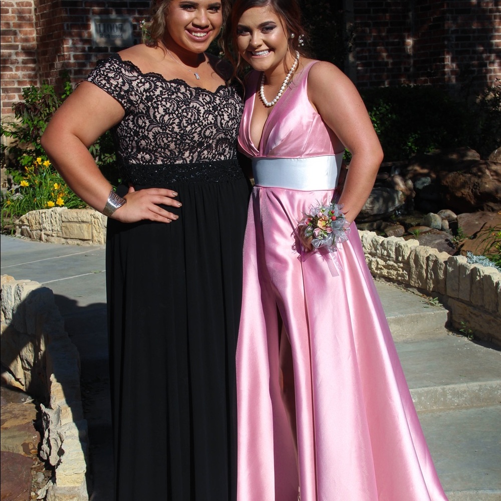 black lace prom dress