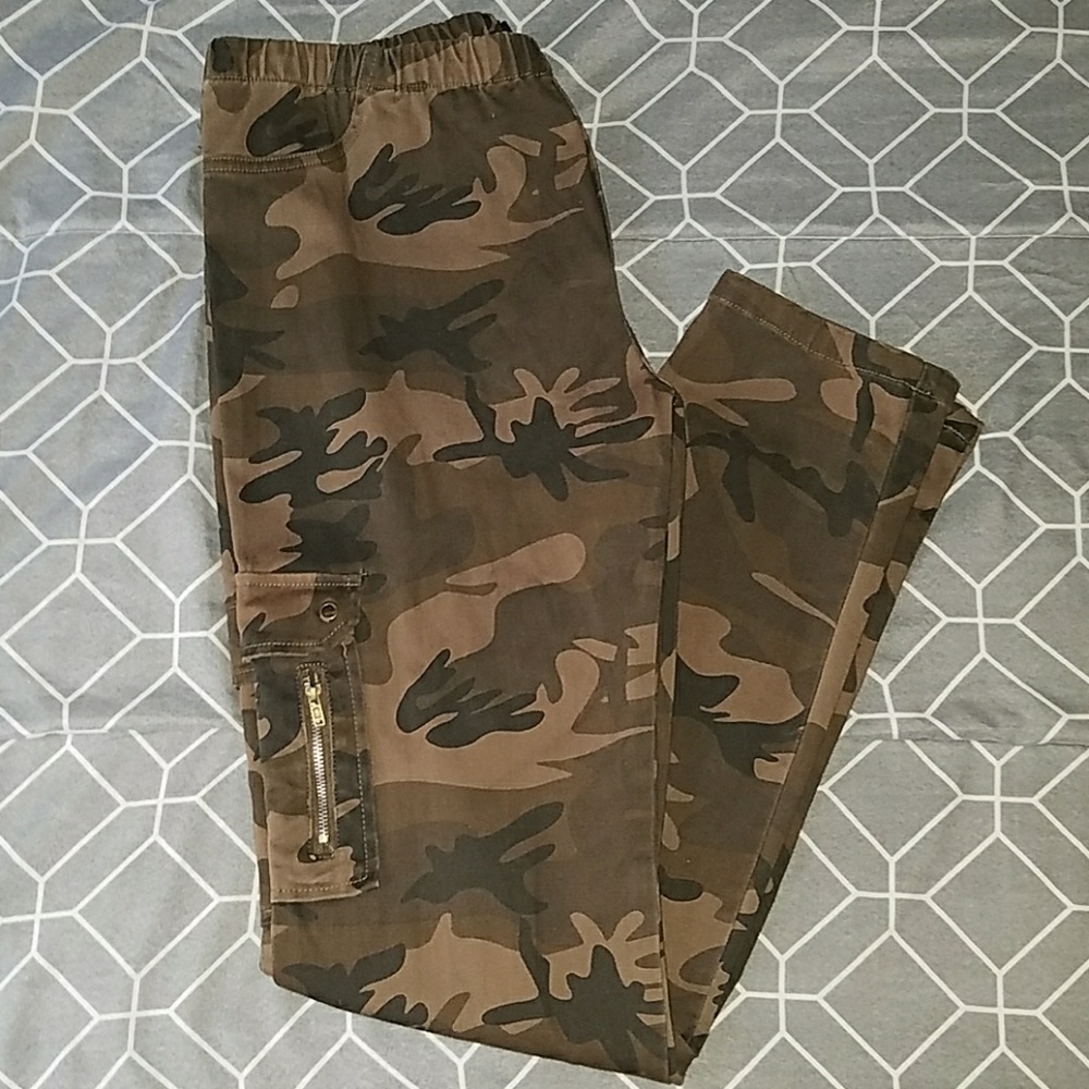 Brown & Olive Green Camo skinny pants