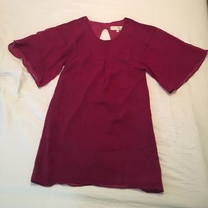 Dress the Population Keyhole Dress in burgundy