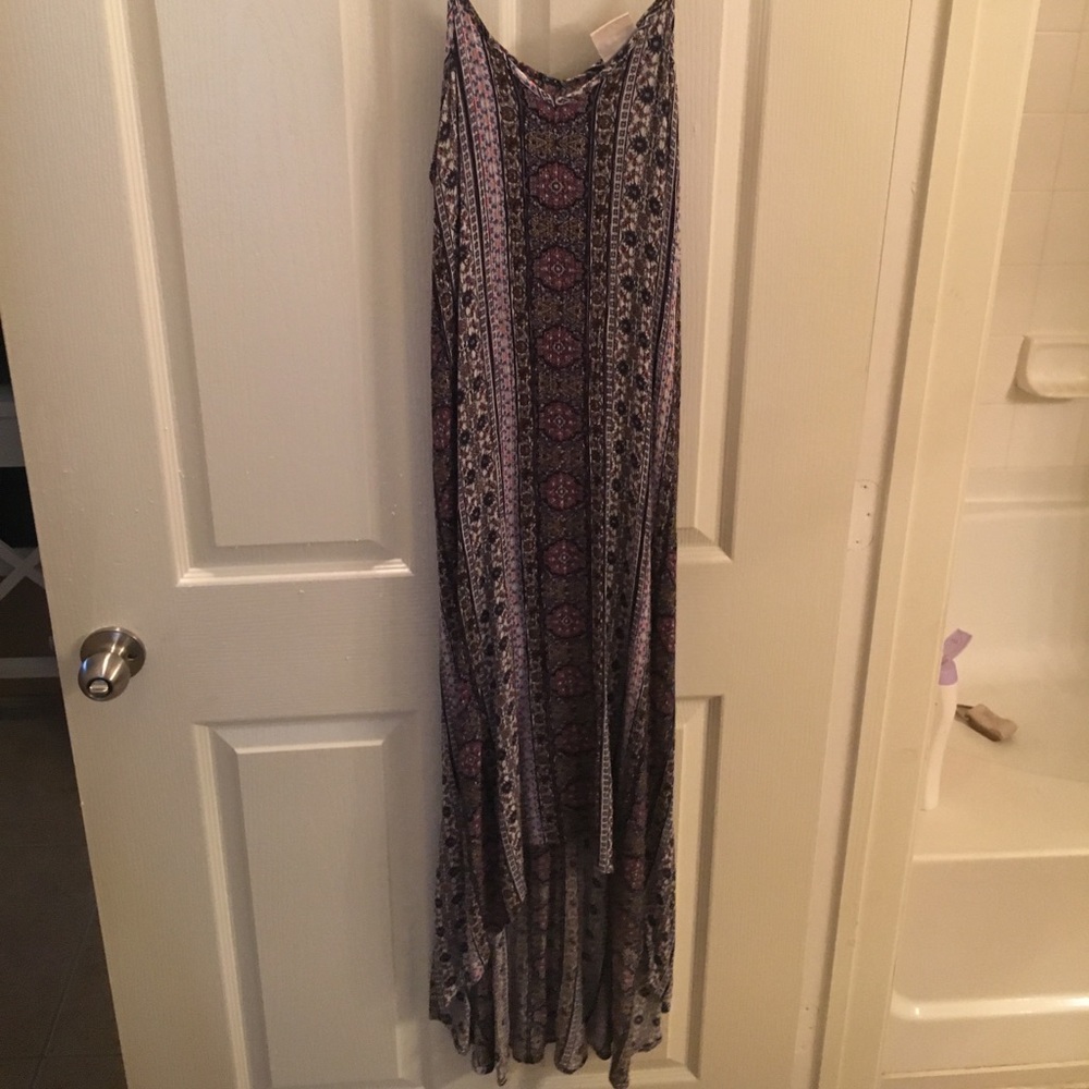 Hi-low paisley dress