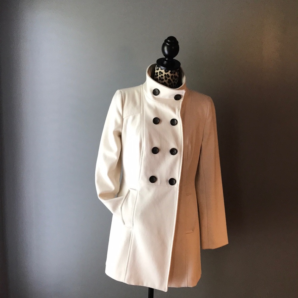 Coat - Picture 4 of 4