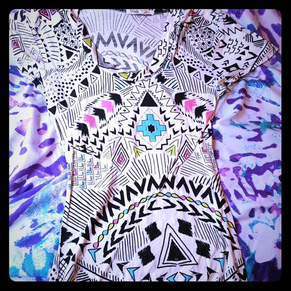 Stretchy tshirt S- FREE WITH ANY PURCHASE
