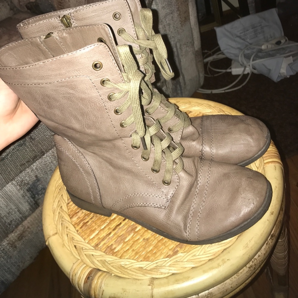 Women's Boots