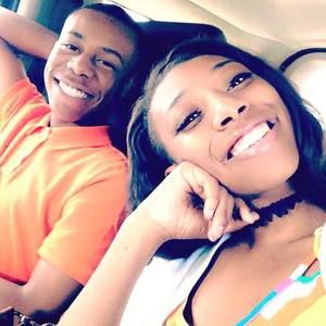 Meet your Posher, Alexia