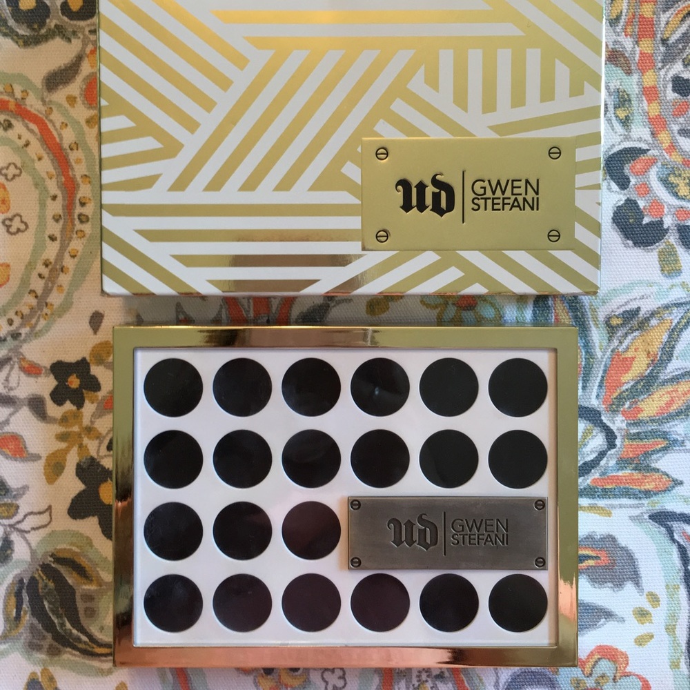 Urban Decay Limited Edition Gwen Stefani palette