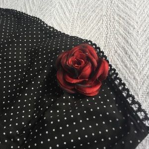 Formal dress with cute red rose 🌹 attached.
