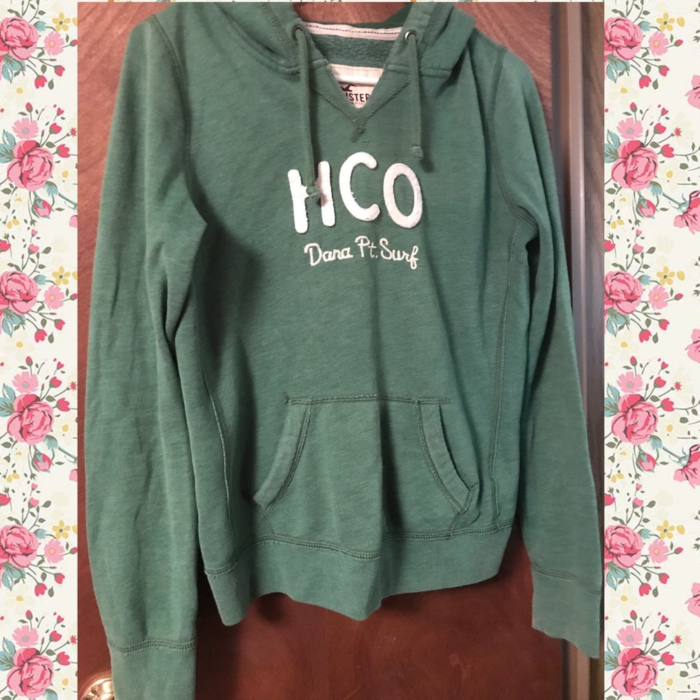 Hollister pullover hoodie