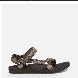 Brand new in box TEVA palomo olive style / color.