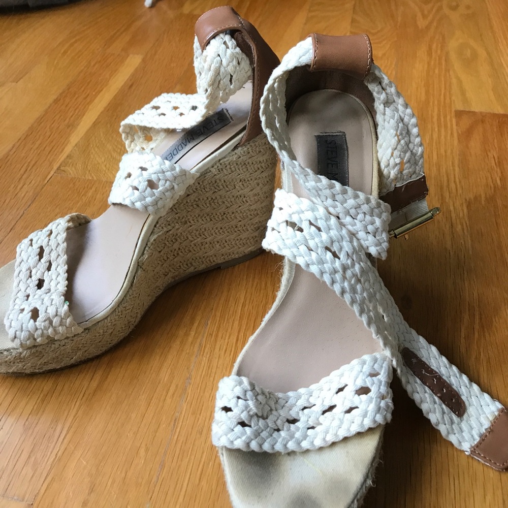 Steve Madden wedges size 8
