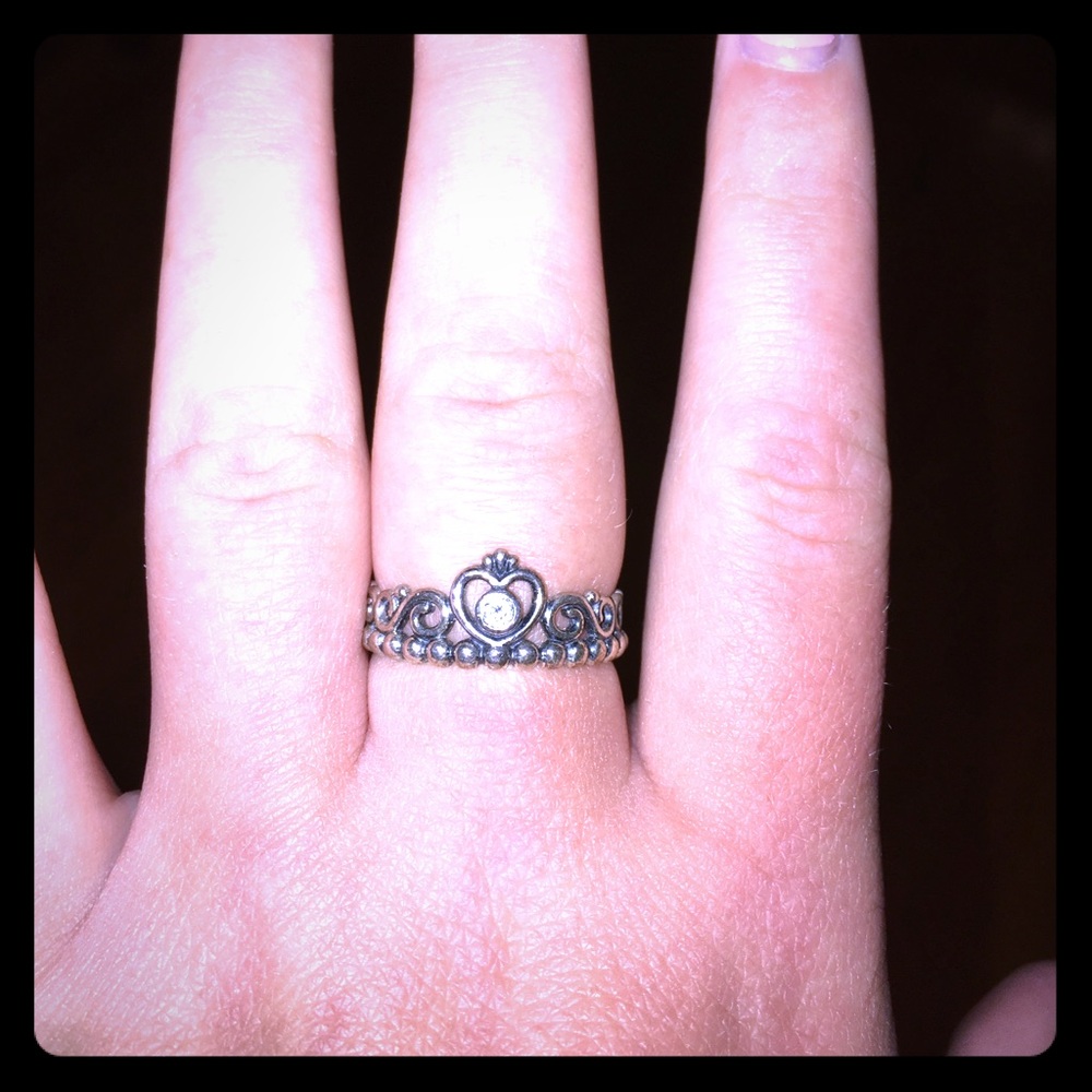 Pandora ring
