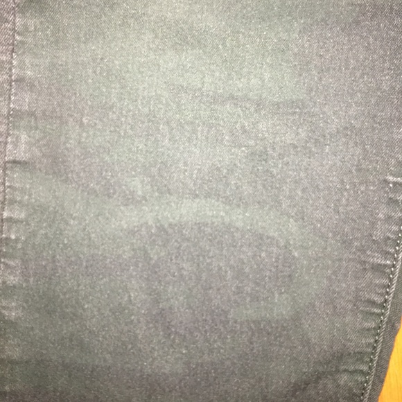 Subtle Camo 5 Pocket Stretch Legging Jean - Picture 3 of 4