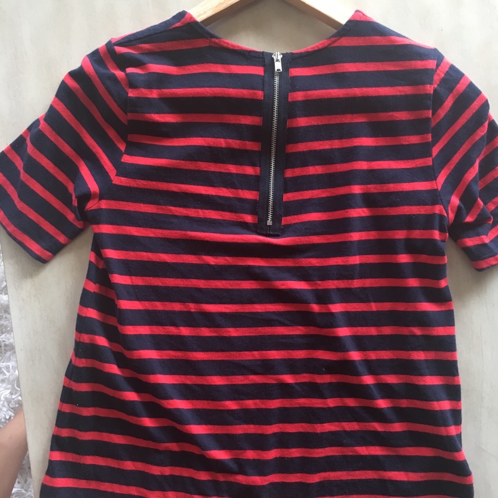 GAP - Picture 2 of 3