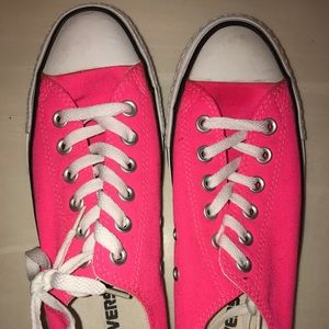 Pink converse