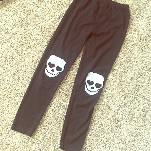 Black heart eye skull head leggings 💕💀 - Picture 1 of 1