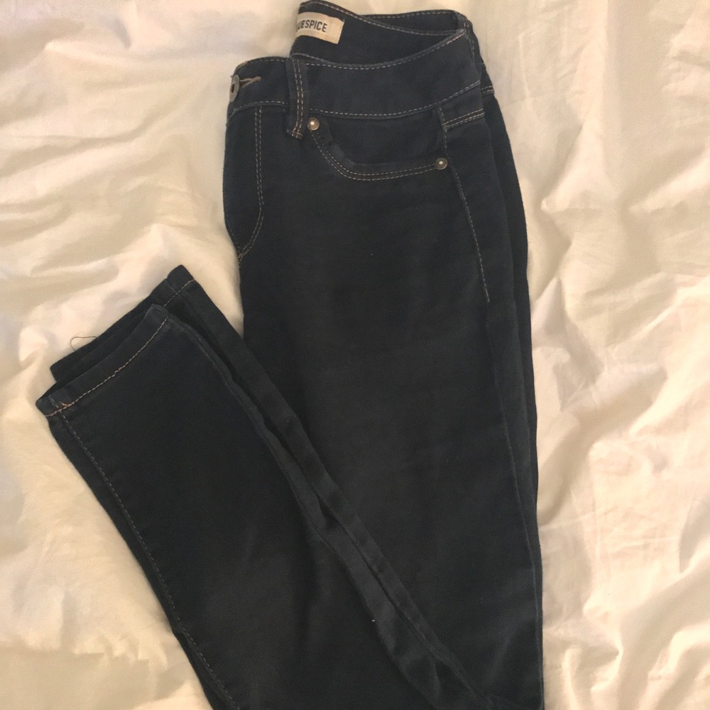 High-Waisted Dark Jeggings