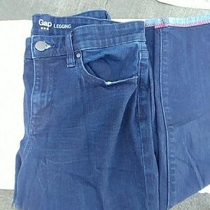 GAP Skinny Jeans NWOT