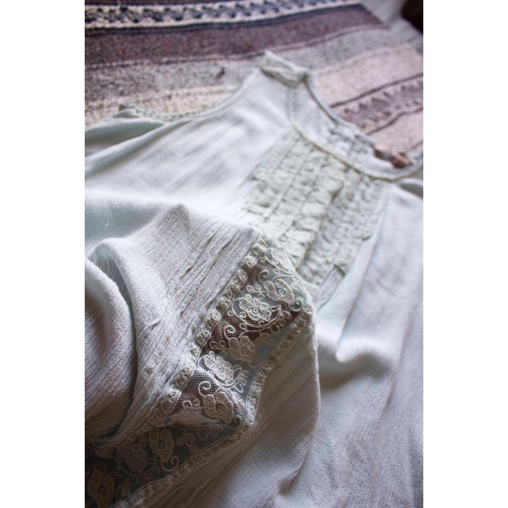 Tank - Picture 4 of 5