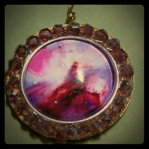 #0019 Artisan Handcrafted Crystal Pendant - Picture 1 of 2