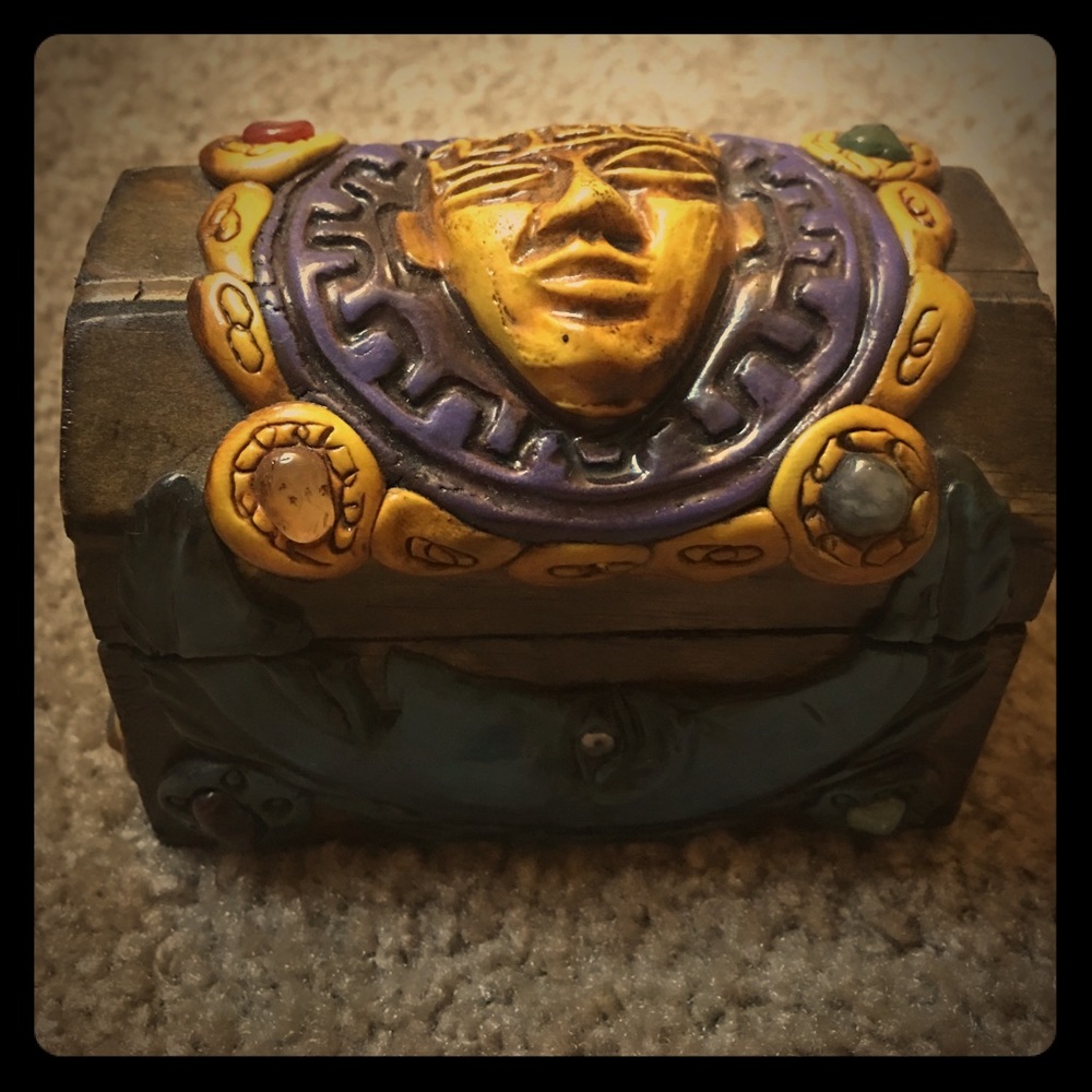 Trinket box