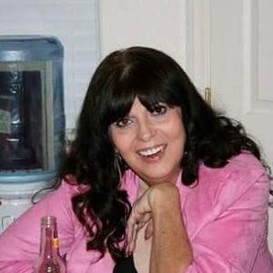 Meet your Posher, Rae