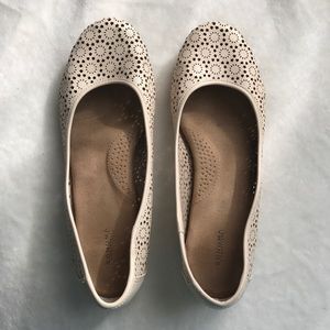 Women's flats- Sonoma brand
