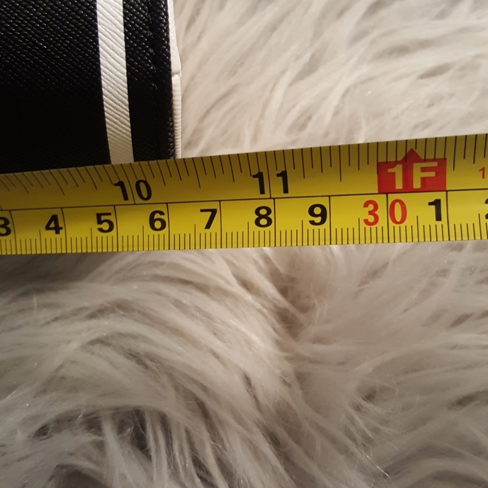 Betsy Johnson Clutch - Picture 2 of 3