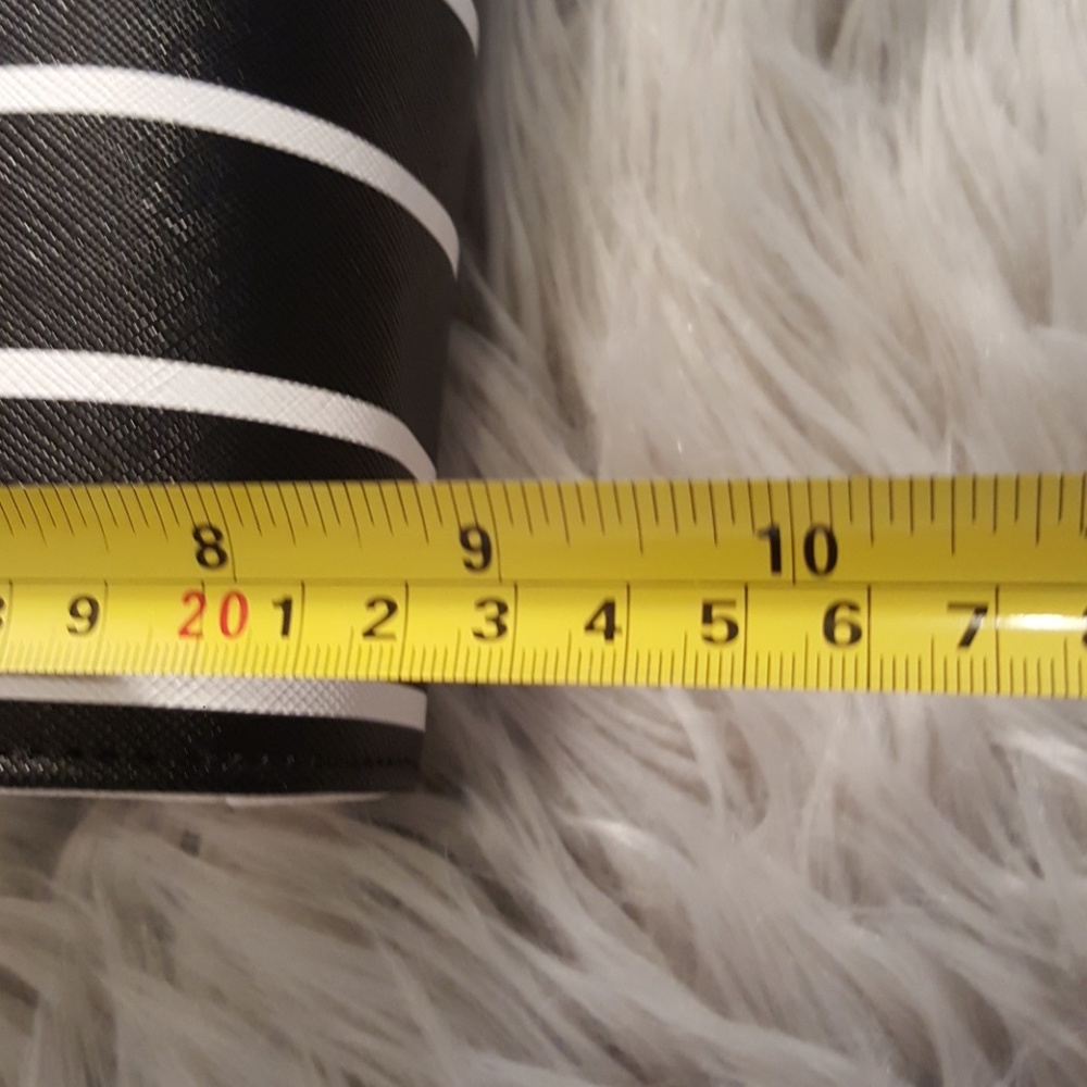 Betsy Johnson Clutch - Picture 3 of 3