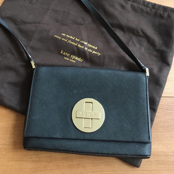 *Price Drop* Kate Spade Crossbody - Picture 1 of 5