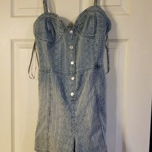 Short romper
