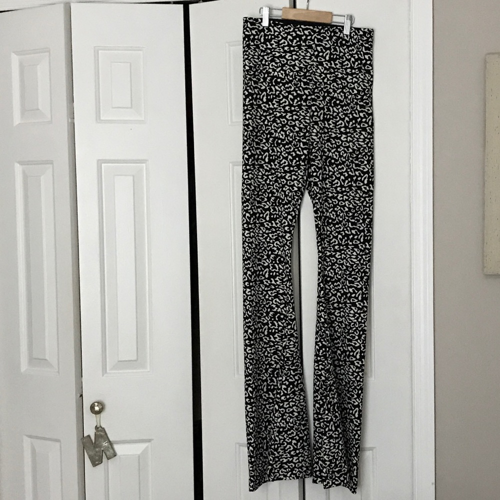 Show me your Mumu pants