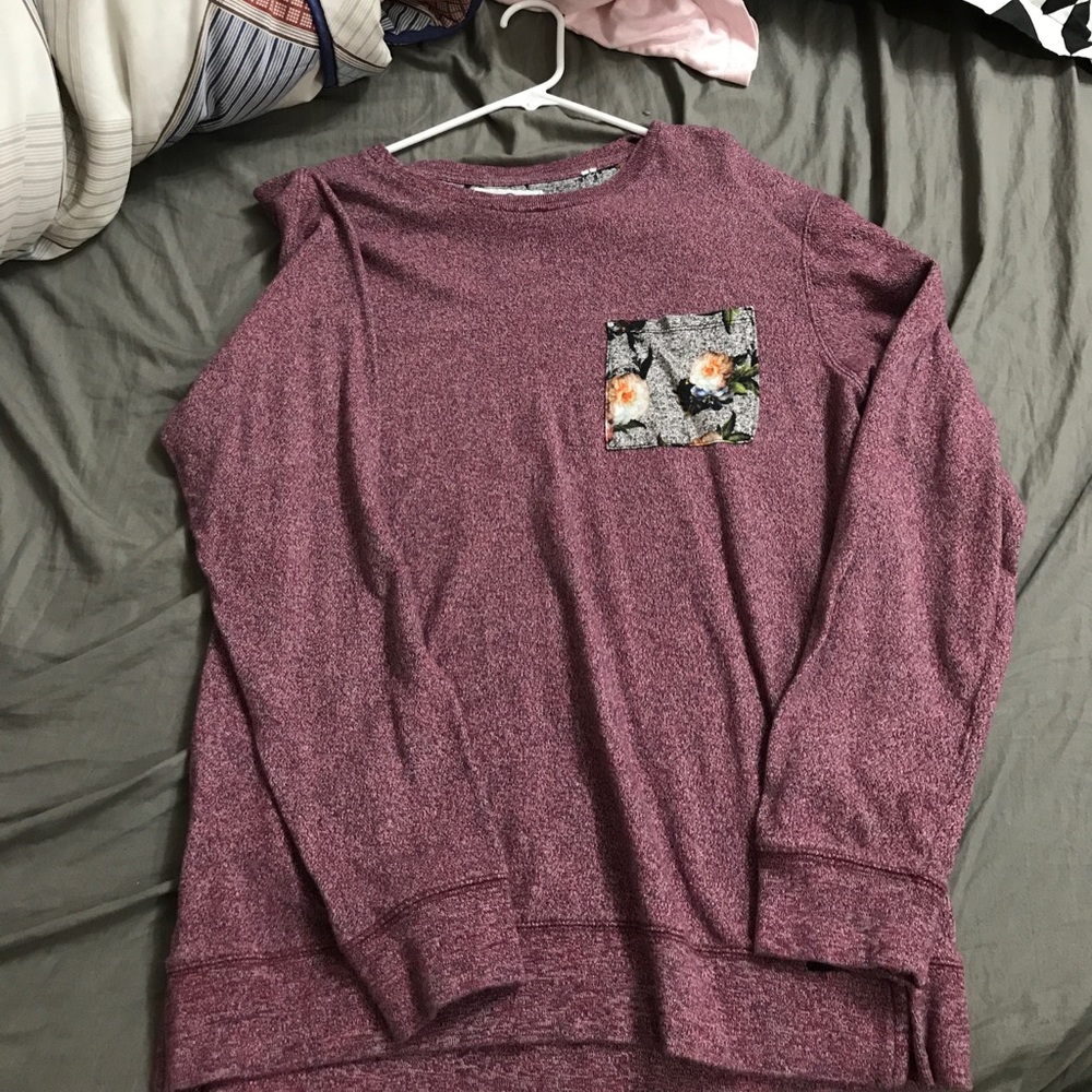 On the byas sweatshirt M