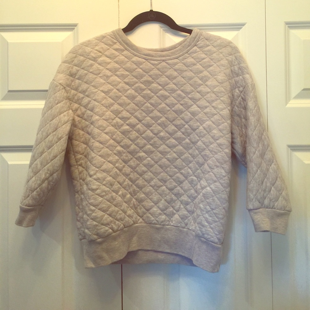 Gap gray quilted Crew neck sweatshirt XS