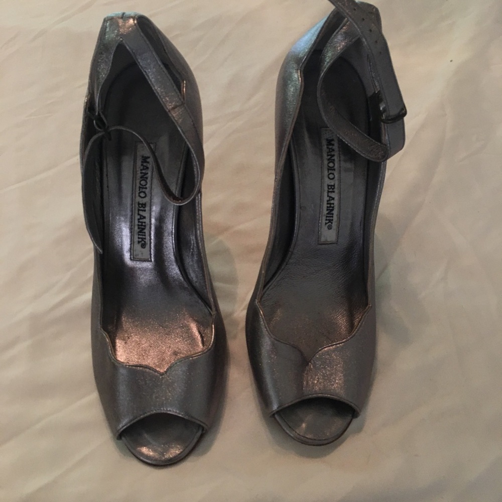 Manolo Blahnik Silver Peep-toe
