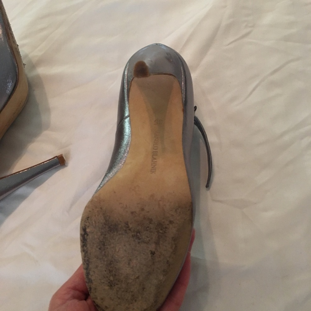 Manolo Blahnik Silver Peep-toe - Picture 4 of 7