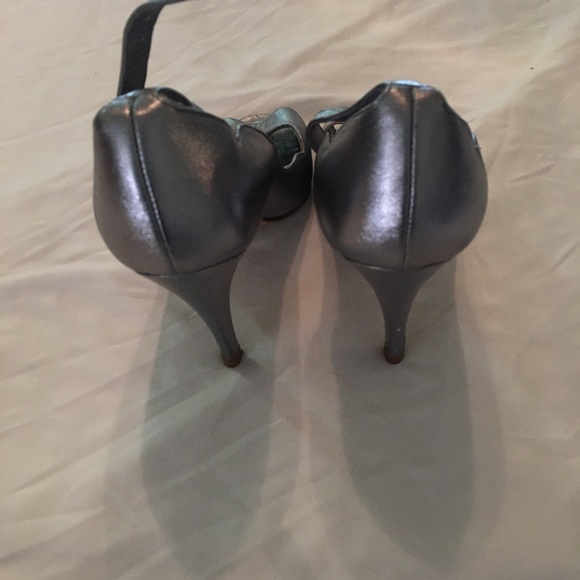 Manolo Blahnik Silver Peep-toe - Picture 3 of 7