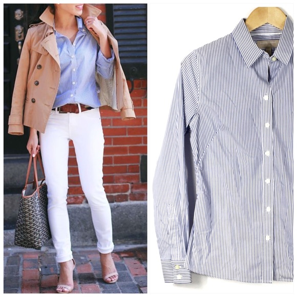 Banana Republic Tops - Banana Republic Blue White Striped Oxford