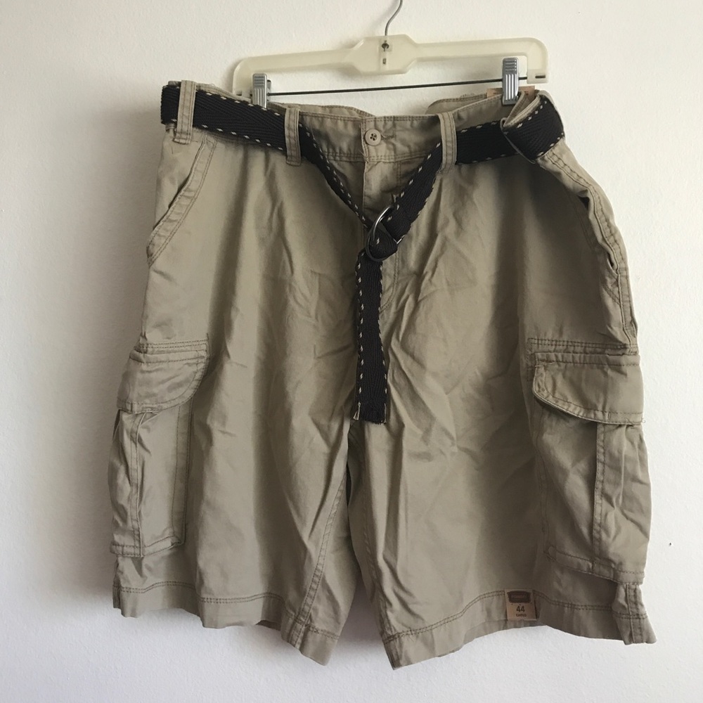 NWT men's cargo shorts sz 44