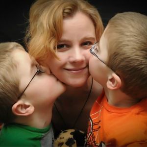 Meet your Posher, Angie