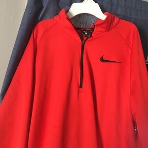 XL Mens Red Nike pullover . BRAND NEW !