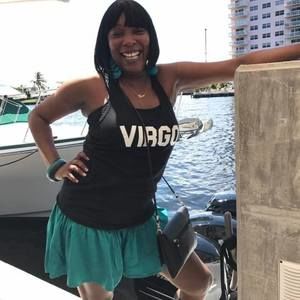 Meet your Posher, Danita