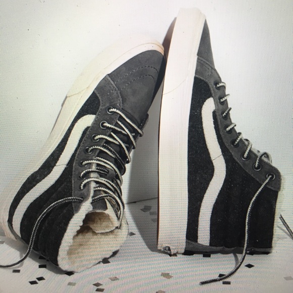 BRAND NEW SK8 HIGH - Picture 2 of 2